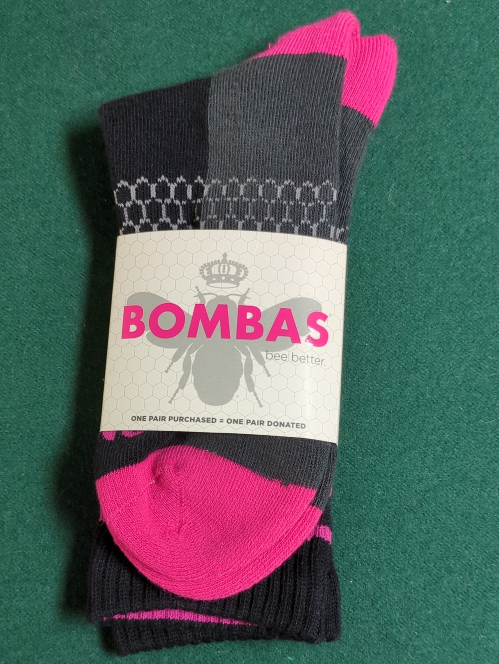 Bombas RARE Hot Pink And Black Women’s Crew Socks Brand New with Tags